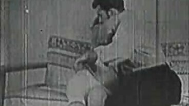 الأبرياء تبحث أحمر جيا افلام سكسي للتحميل يشتهي الديك الأسود ويحصل عليه