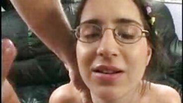 تغري فانيسا سكاي المهووسة بالشرج من TUSHY زميلتها افلام سكسي ونيك الساخنة في العمل أوليفر على PornHD