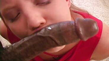صغير في سن المراهقة افلام سكسي مترجمة يتغذى على نائب الرئيس للحصول على أطول